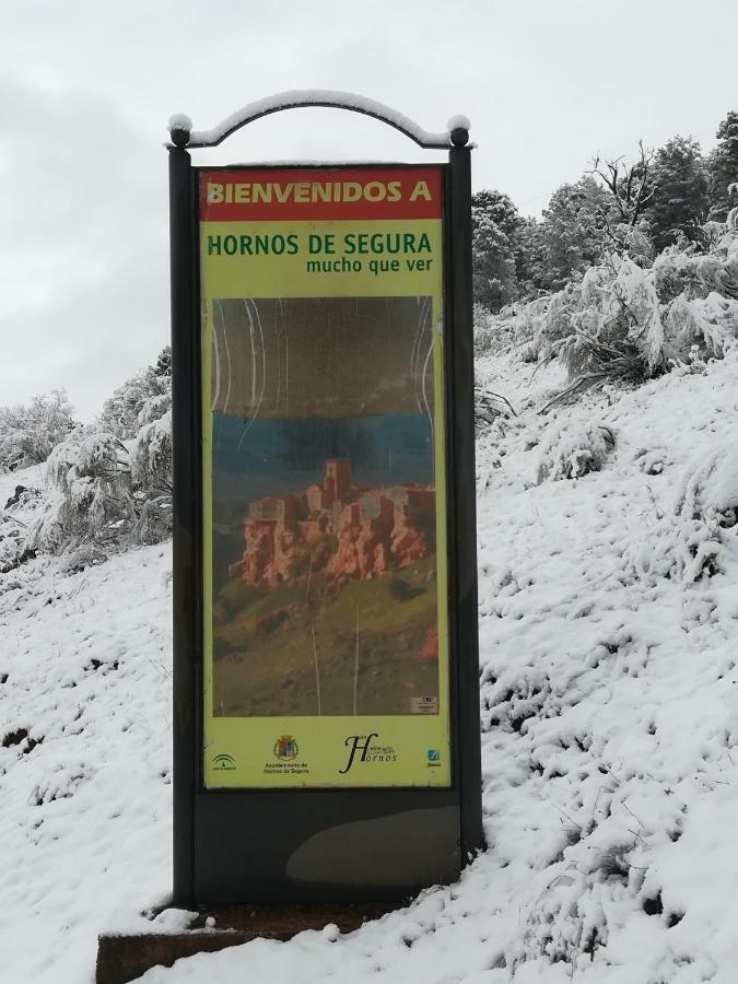 Hostal El Mirador Hornos Bagian luar foto